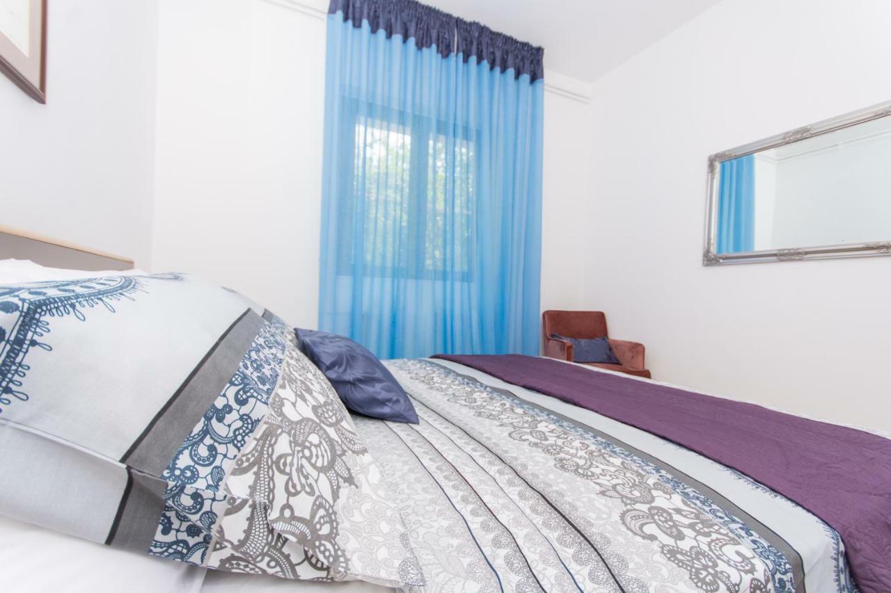 Holiday Home Ruzmarin Trogir Exterior foto